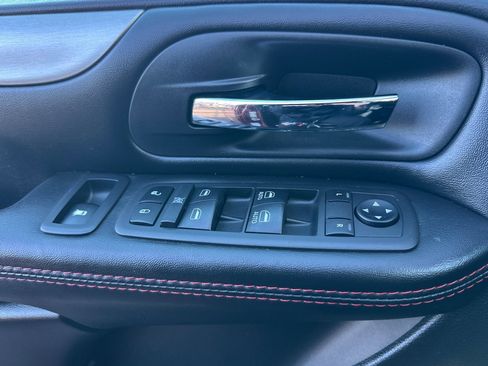 Used 2019 Dodge Grand Caravan GT image 11