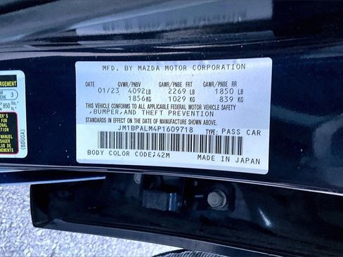 Used 2023 MAZDA MAZDA3 s image 33