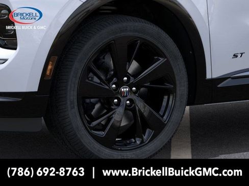 New 2026 Buick Envision Sport Touring image 9