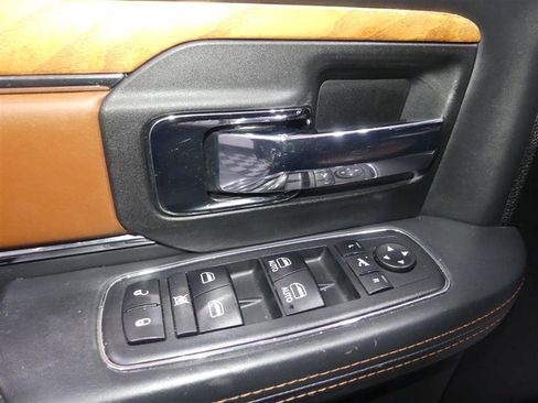 Used 2018 RAM 1500 Laramie Longhorn w/ Convenience Group image 18