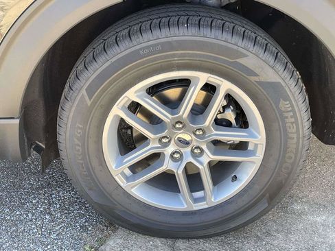 New 2026 Ford Explorer Active image 9