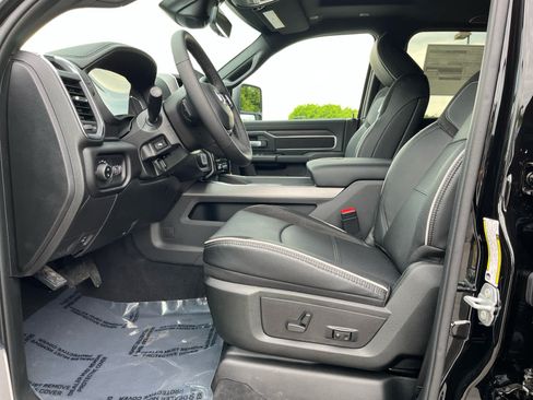 New 2026 RAM 3500 Laramie AWD/4WD image 10