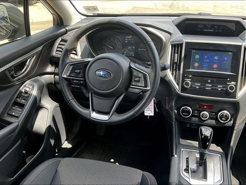 Used 2023 Subaru Crosstrek 2.0i Premium image 5