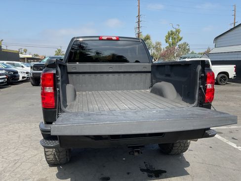 Used 2018 Chevrolet Silverado 1500 LT w/ Texas Edition AWD/4WD image 25