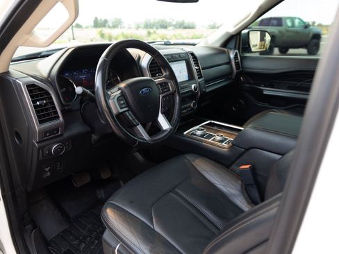 Used 2019 Ford Expedition Max Platinum AWD/4WD image 11