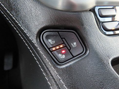 Used 2019 GMC Yukon SLT w/ Premium Edition image 31