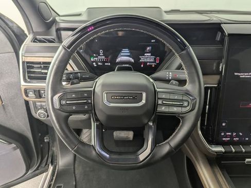 Used 2025 GMC Yukon Denali Ultimate image 14