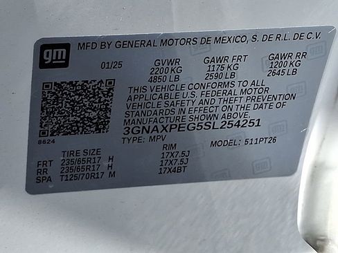 Used 2025 Chevrolet Equinox LT AWD/4WD image 27