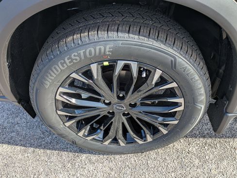 New 2026 Nissan Rogue SV image 10