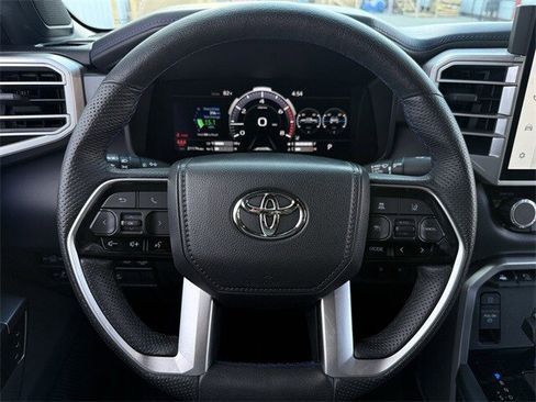 Used 2022 Toyota Tundra Platinum image 12