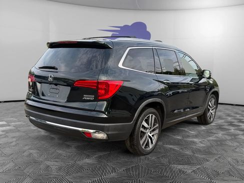 Used 2017 Honda Pilot Touring image 5