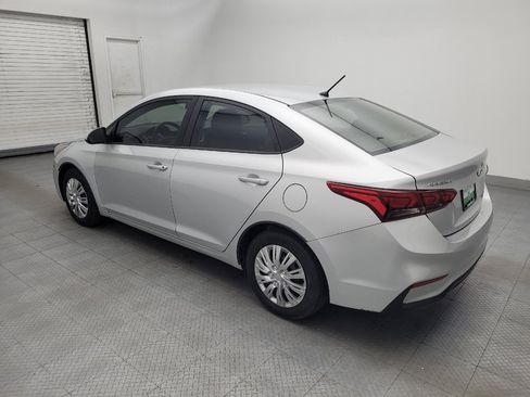 Used 2019 Hyundai Accent SE FWD image 3