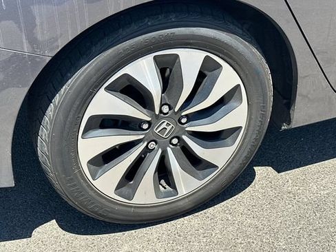 Used 2017 Honda Accord EX-L image 4