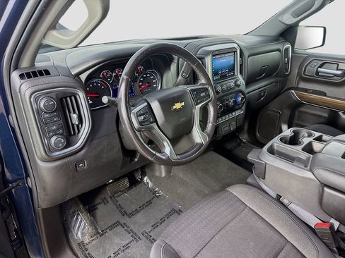 Used 2021 Chevrolet Silverado 1500 LT w/ Bed Protection Package AWD/4WD image 10