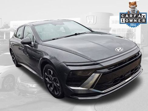 Used 2025 Hyundai Sonata SEL FWD image 3