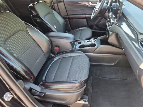 Used 2024 Ford Escape ST-Line w/ Tech Pack #1 AWD/4WD image 20