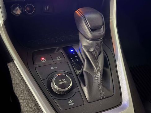 Used 2023 Toyota RAV4 LE image 35