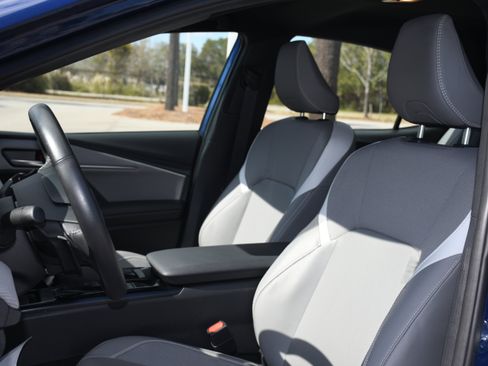 Certified 2025 Toyota Camry SE image 11