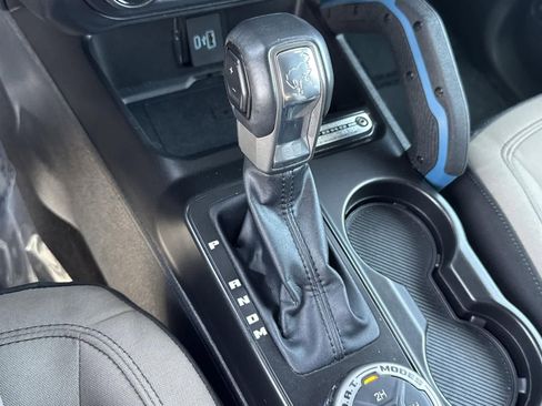 Used 2022 Ford Bronco Wildtrak image 14