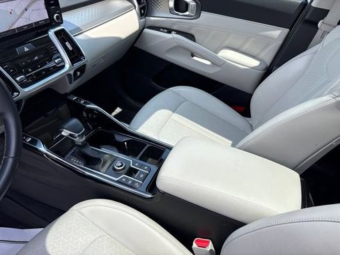 Used 2022 Kia Sorento SX FWD image 18