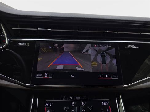 Certified 2025 Audi Q8 Premium Plus w/ Premium Plus Package image 26