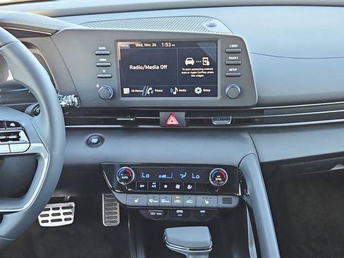 New 2026 Hyundai Elantra SEL Sport FWD image 15
