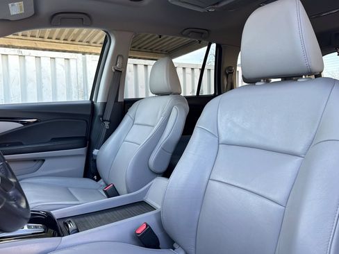Used 2019 Honda Pilot Touring image 23