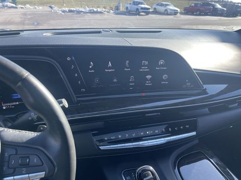 Used 2021 Cadillac Escalade Premium Luxury Platinum image 15