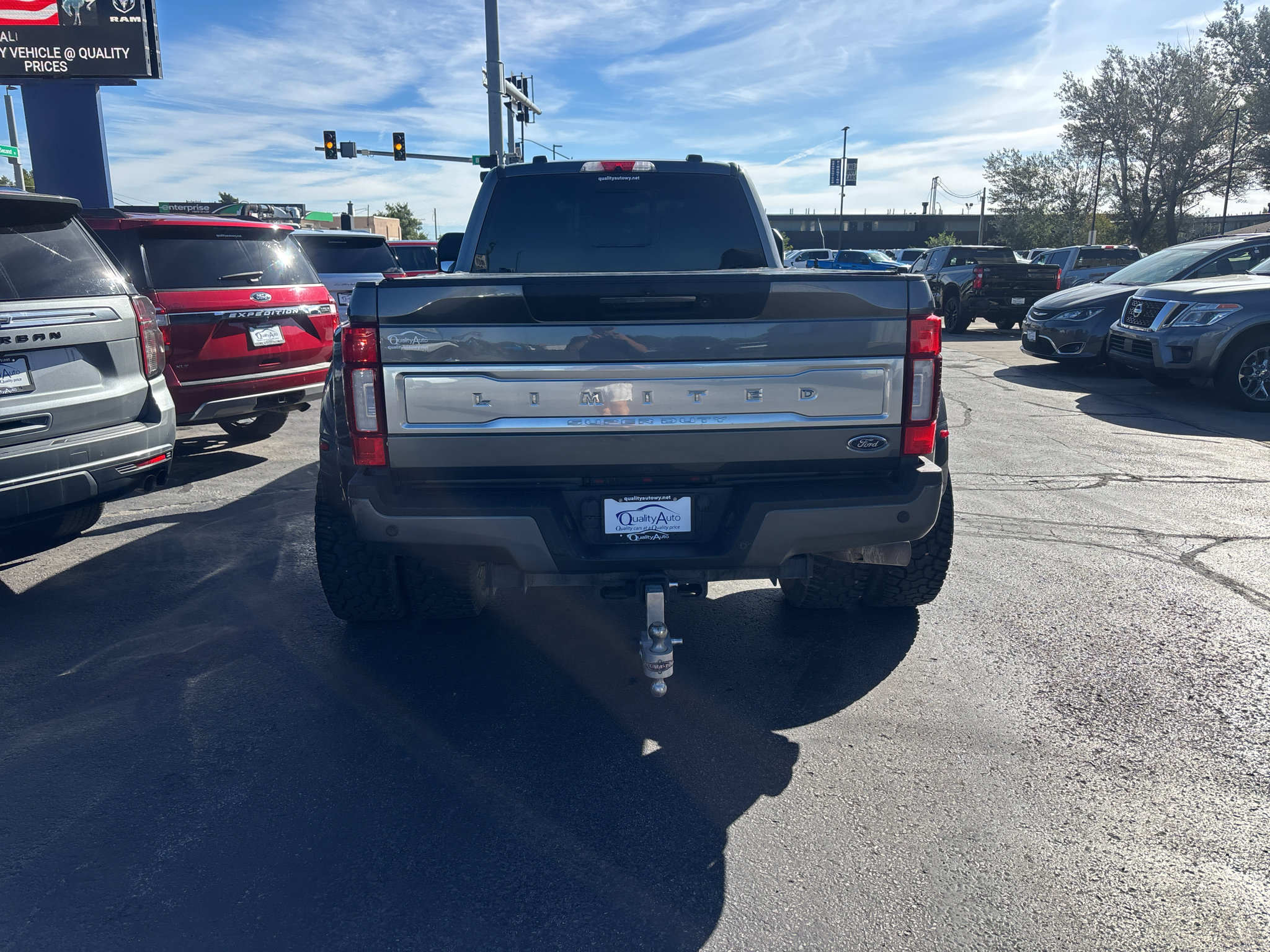Used 2022 Ford F450 Limited w/ FX4 Off-Road Package AWD/4WD image 7