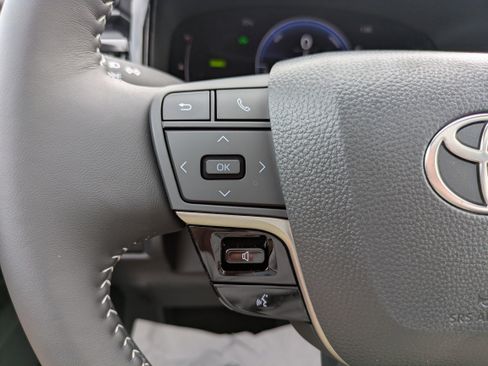 New 2026 Toyota Camry SE image 21