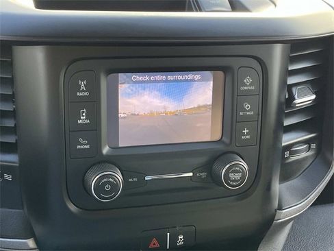 Used 2020 RAM 3500 Tradesman w/ Chrome Appearance Group image 33