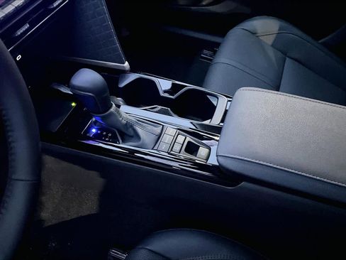 New 2026 Toyota Camry XLE image 7