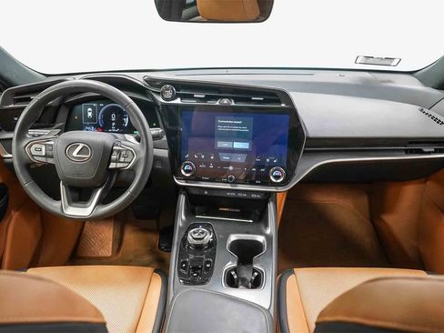 Used 2025 Lexus RZ 300e image 12