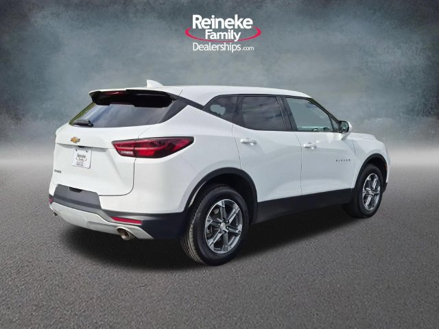 Used 2025 Chevrolet Blazer LT FWD image 5