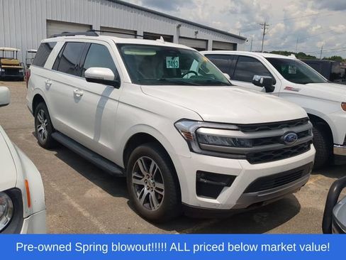 Used 2024 Ford Expedition XLT AWD/4WD image 5