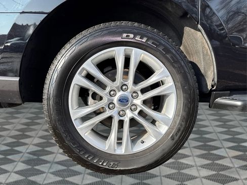 Used 2024 Ford Expedition Max XLT image 22