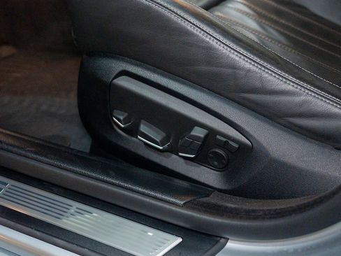 Used 2016 BMW M5 image 23