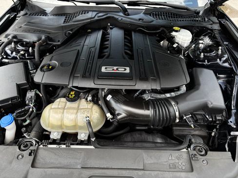 Used 2021 Ford Mustang GT Premium RWD image 37