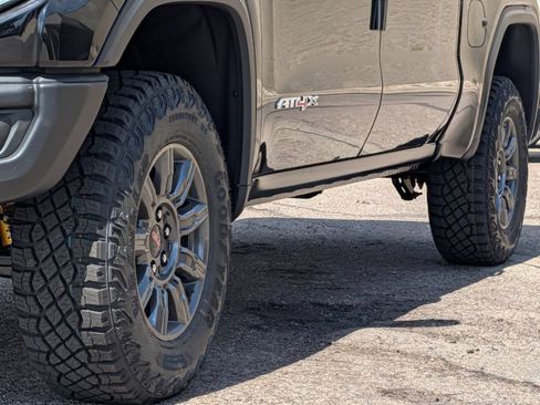 New 2026 GMC Sierra 1500 AT4X AWD/4WD image 6