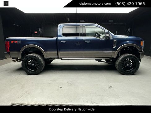 Used 2019 Ford F250 King Ranch w/ King Ranch Ultimate Package image 8