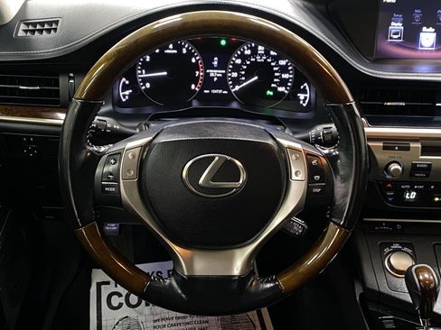 Used 2015 Lexus ES 350 w/ Premium Package FWD image 15