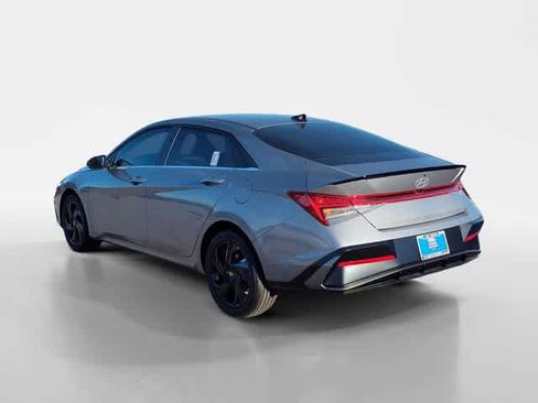 New 2026 Hyundai Elantra SEL Sport FWD image 3
