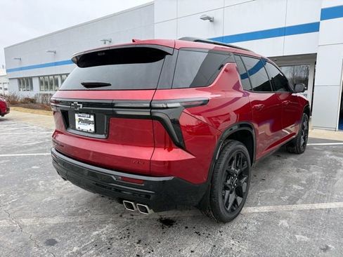 Certified 2025 Chevrolet Traverse RS w/ LPO, Floor Liner Package image 9