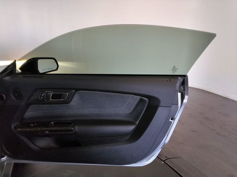 Used 2020 Ford Mustang Shelby GT350 w/ Technology Package image 38