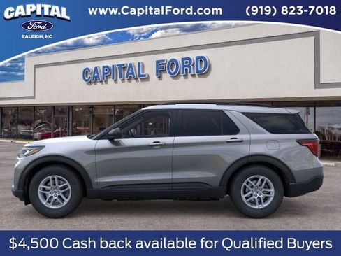 New 2026 Ford Explorer Active RWD image 3