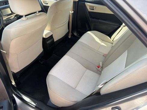 Used 2014 Toyota Corolla LE FWD image 9