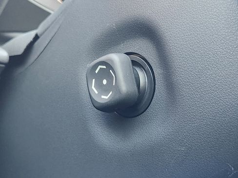 Certified 2022 Lexus LC 500 Convertible image 37