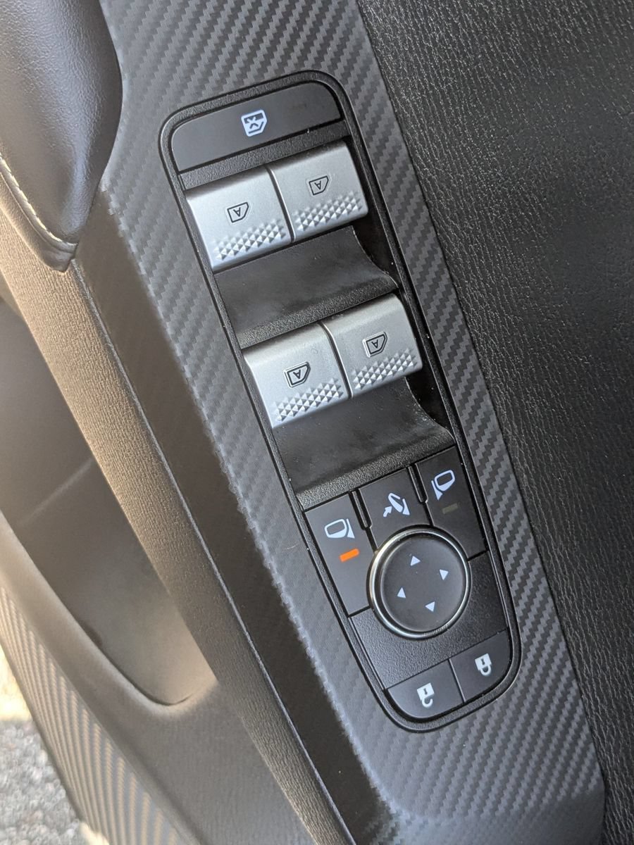 Used 2025 Mitsubishi Outlander SE AWD/4WD image 12