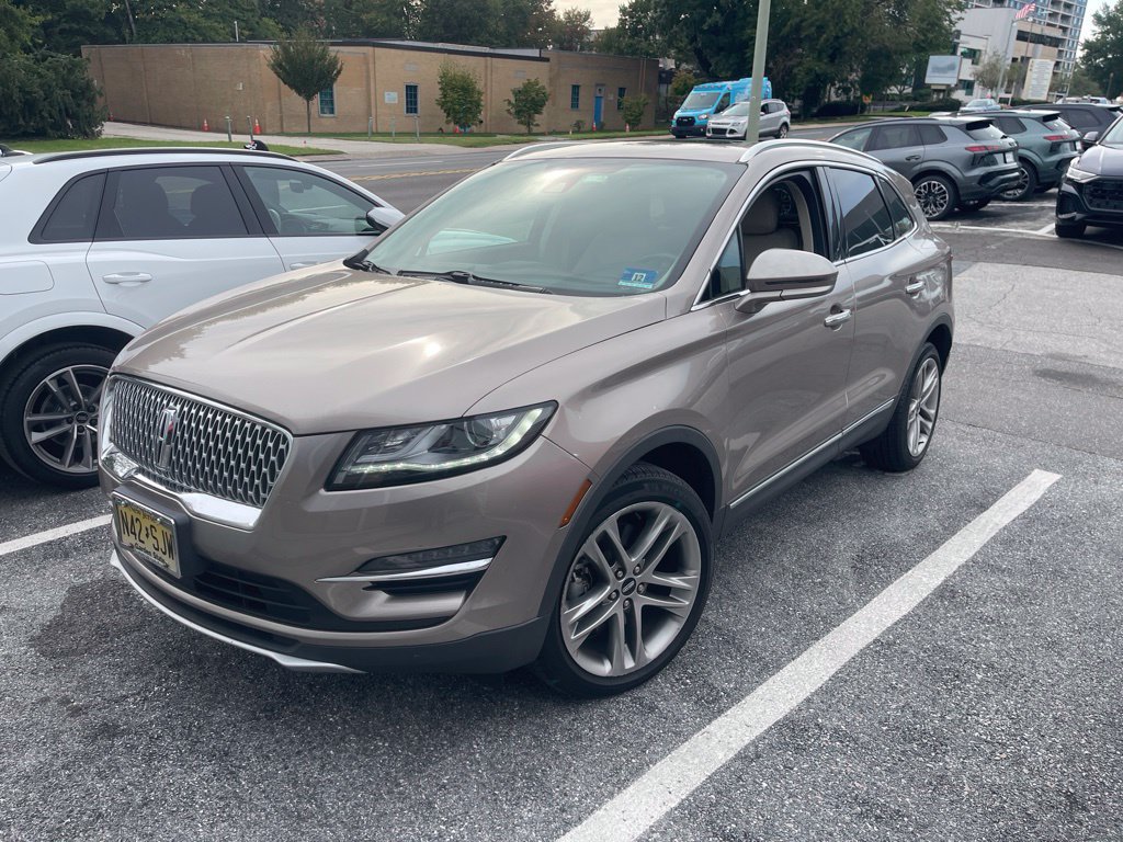 Used 2019 Lincoln MKC Reserve w/ MKC Climate Package AWD/4WD image 2