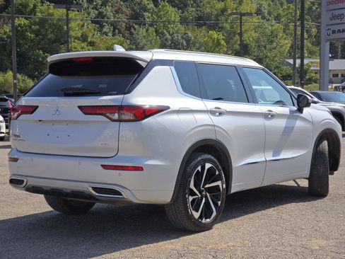 Used 2022 Mitsubishi Outlander SEL AWD/4WD image 24